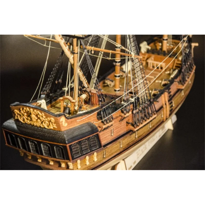 1/75 Pirates of The Caribbean Black Pearl DIY Simulated Wooden Sailboat Model Kit Assembled Toy Gift Collection