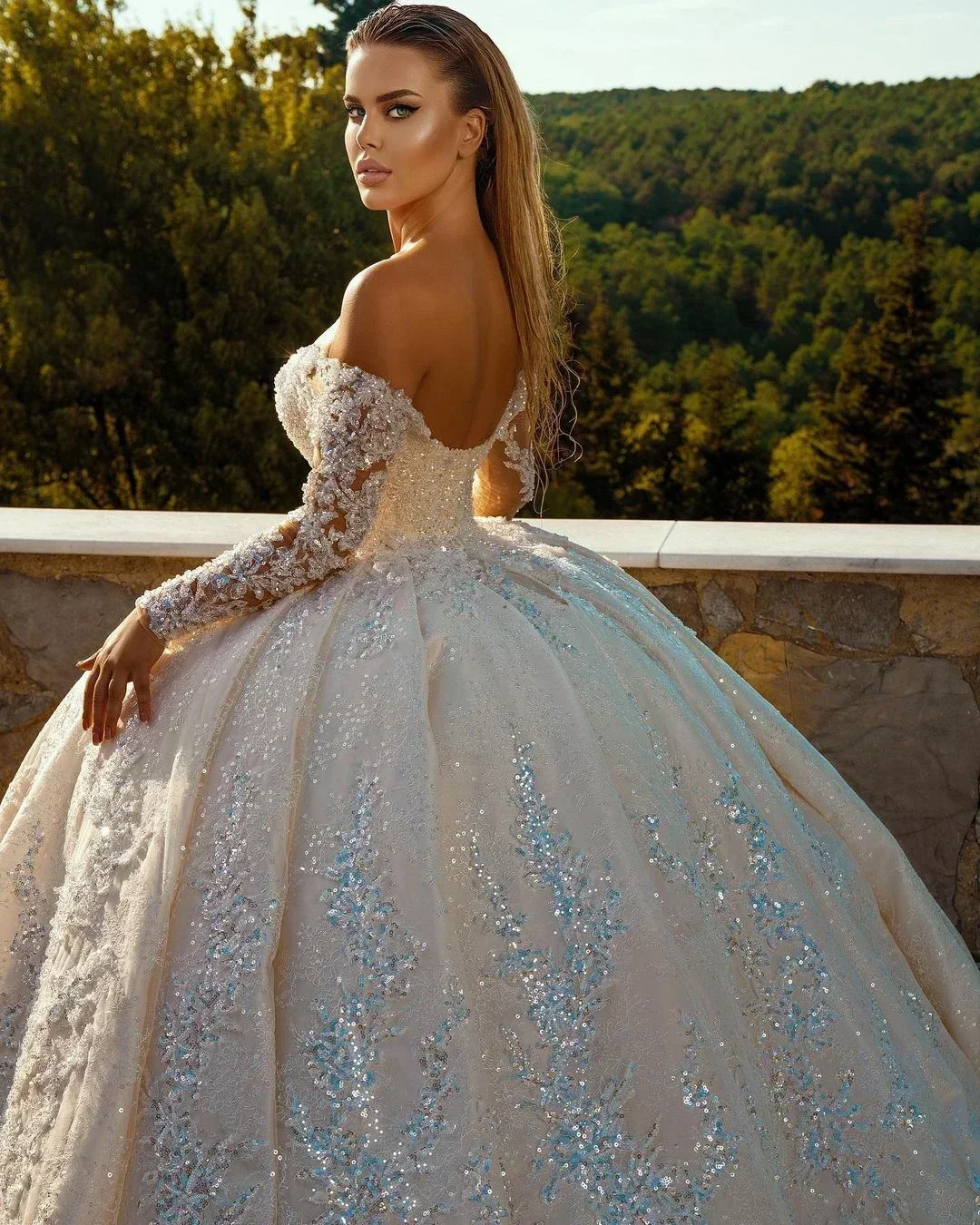 Shiny Sequins Wedding Dress 2026 Off The Shoulder Long Sleeves Backless Birde Bridal Gowns Arabic Dubai Vestido De Novia