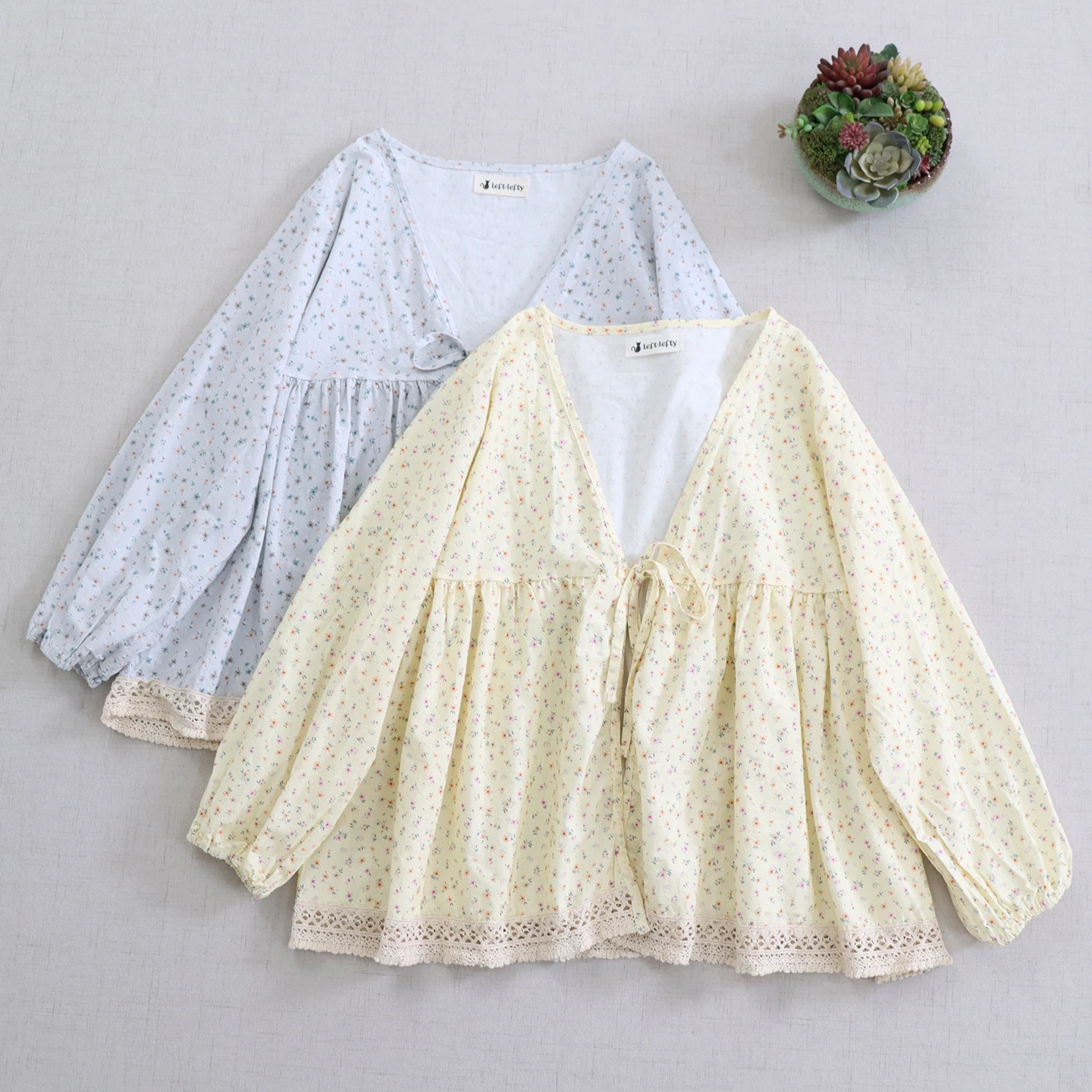 

Japanese Sweet Mori Girl Floral Printed Cotton Doll Shirts Women Spring Summer V-Neck 3/4 Sleeve Casual Loose Blouse Tops