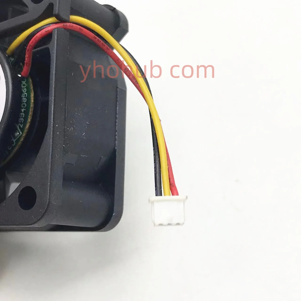 

Delta Electronics EFB0412HHD 6R52 DC 12 В 0,15 А 40x40x20 мм Вентилятор охлаждения сервера
