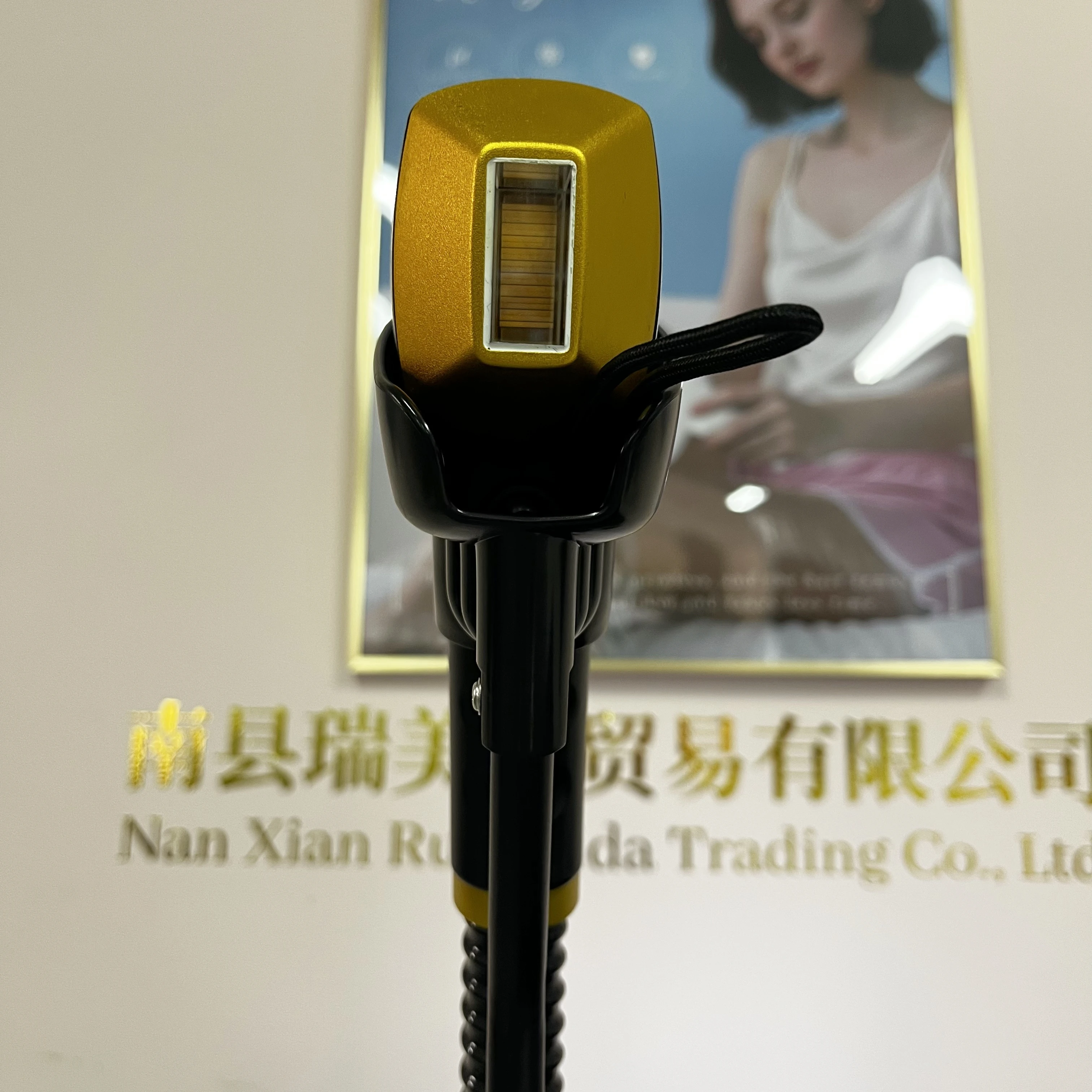 سعر المصنع 3000 واط ليزر الجليد البلاتين الثلاثي الطول الموجي 755 808 1064 آلة إزالة الشعر الفعالة بالليزر ديود الجليد #1