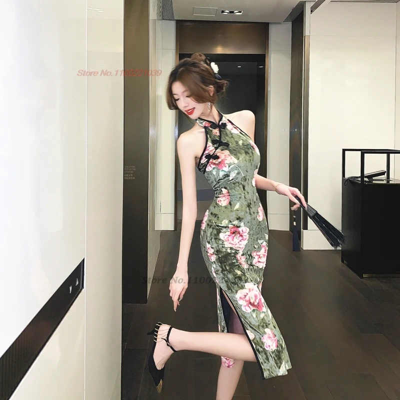 Vestido sexy chino cheongsam mejorado con estampado de flores nacionales, qipao de terciopelo elástico para discoteca, vestido de noche para banquete 2024