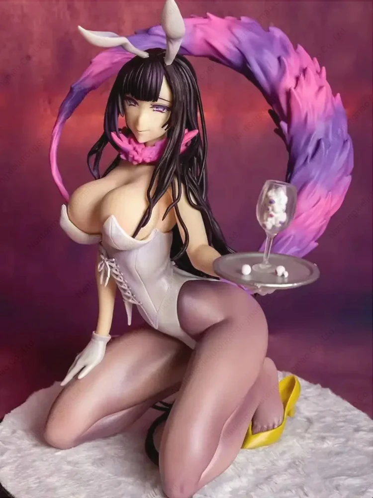 ln stock  Qianye Indescribable Devil Sister Bunny Girl Hand Model Ornament Action Figure Gift