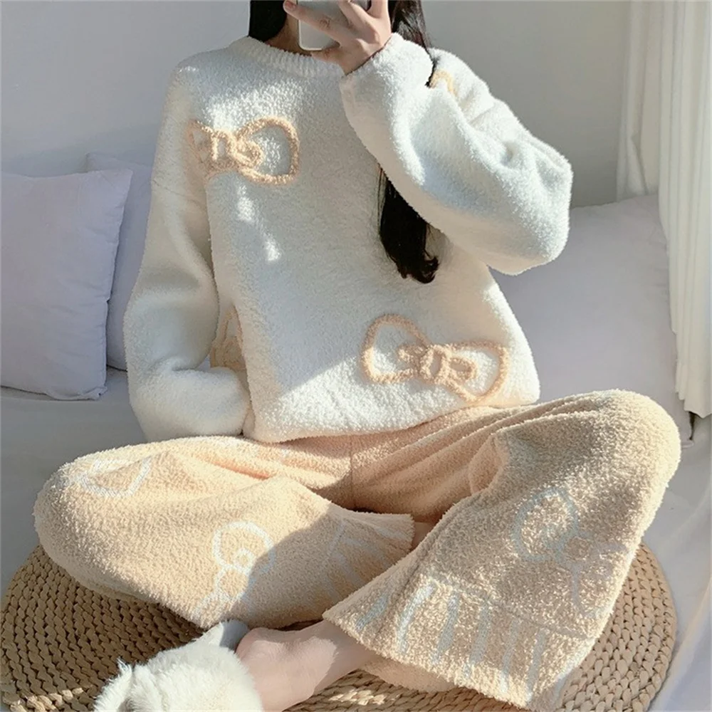 

Sarebon-Women's Bow Round Neck Coral Plush Pajama, Girls' Home Clothes, Autumn and Winter, Sweet Bow, Thickened