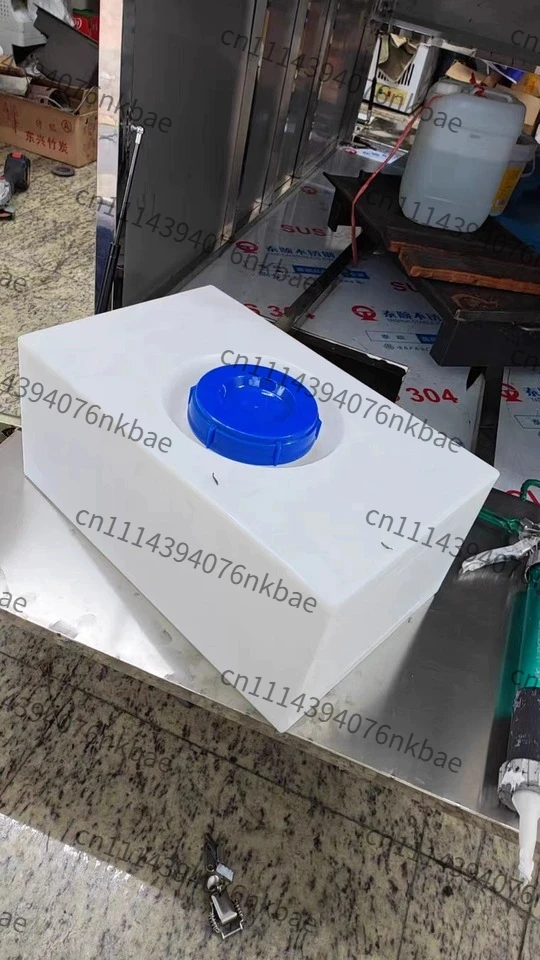 Horizontal Thickened Plastic Water Tank, 200L/300L/600L Square Water Storage Tank, Vehicle Mounted Water Container