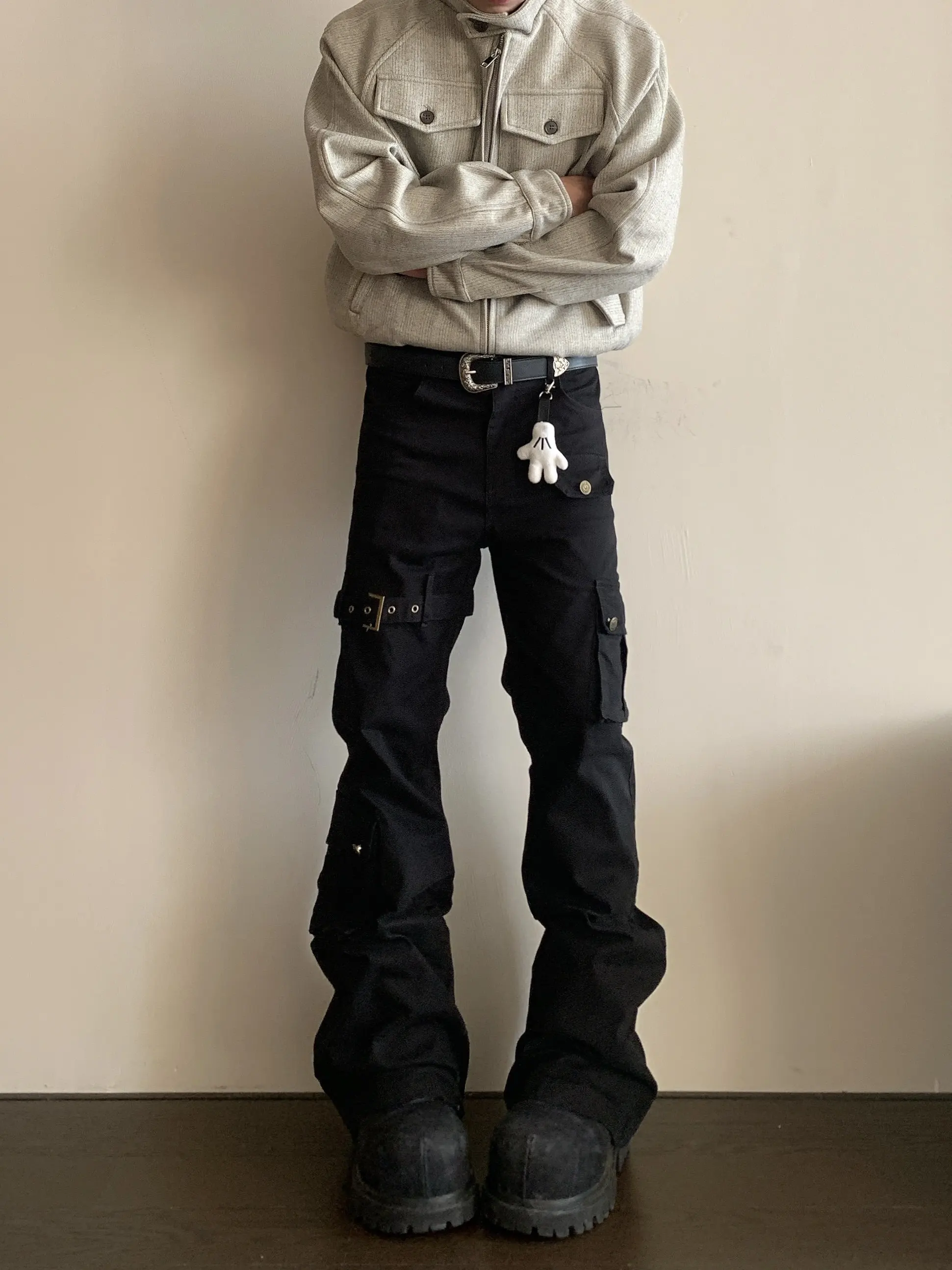 

Мужские джинсы American Vibe Street Style с металлическим ремнем, цветные, в рабочем стиле, с множеством карманов, прямые, плиссированные, зауженные