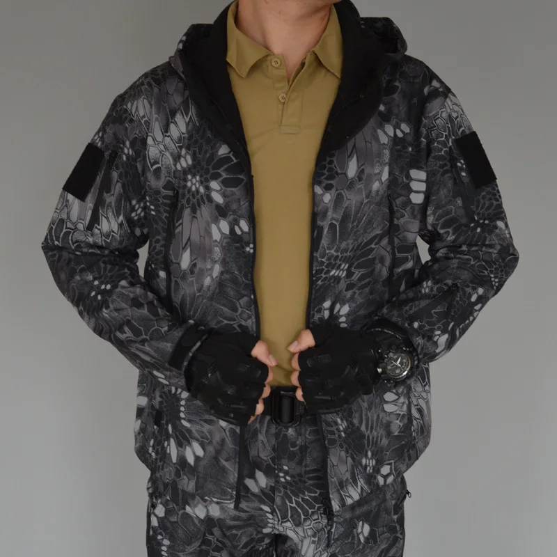 5XL 6XL Winter Fleece Jacket Men Soft Shell Tactical Waterproof Camouflage Coat Clothing Multicam Windbreakers