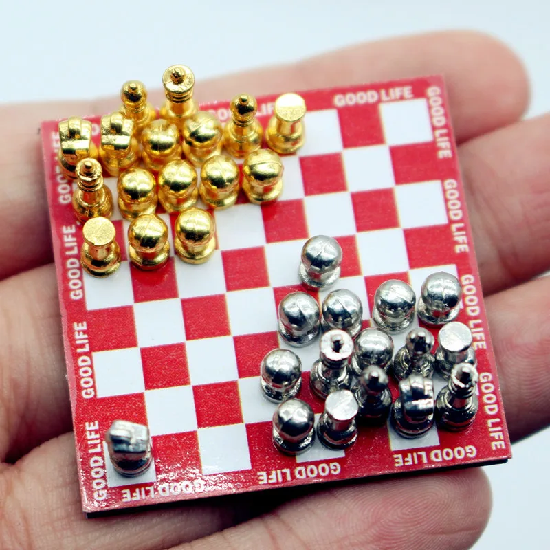 

1set Dllhouse Mini Chess Red Table Chess Model Scale Food Play Figures Scene Miniature Desktop Decoration Doll Accessories