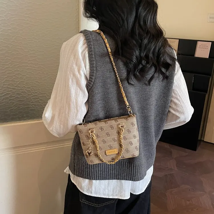 classic-luxury-vintage-diaper-bags-for-ladies-parisian-elegant-messenger-bag-simple-crossbody-bag-high-end-fashion-tote-bag-best