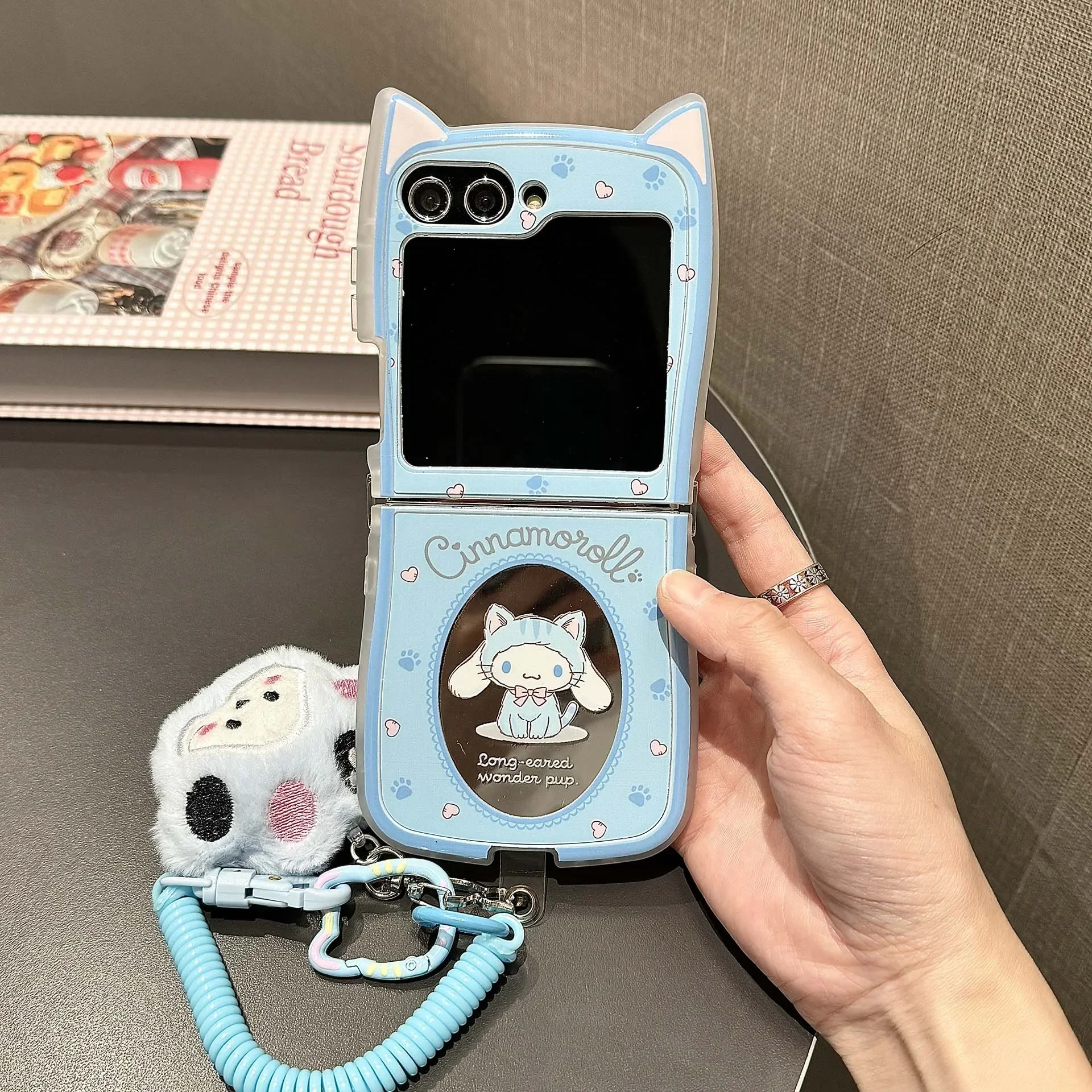 Funda de teléfono con cara de espejo Sanrio Hello Kitty Cinnamoroll de dibujos animados bonitos para Samsung Galaxy Z Flip 6 5 5G 4 3 funda suave con cordón