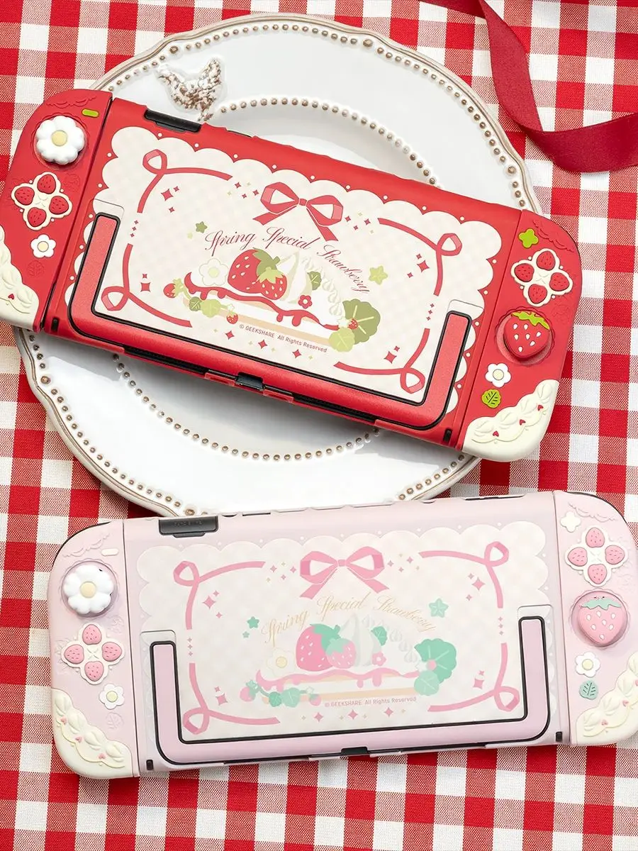 Silikonowe etui ochronne Geekshare i osłonki Joy-Con do Switch 2 z 1 parą personalizowanych nakładek na analogi, Spring Strawberry — zdjęcie produktu 6