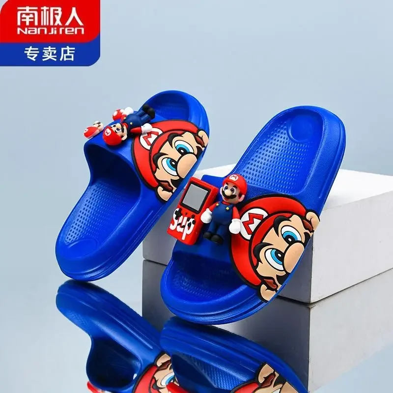 Super Mario Bros nuove pantofole per bambini Cartoon Mario pantofole per interni pantofole antiscivolo per bambini di mezza e più grandi