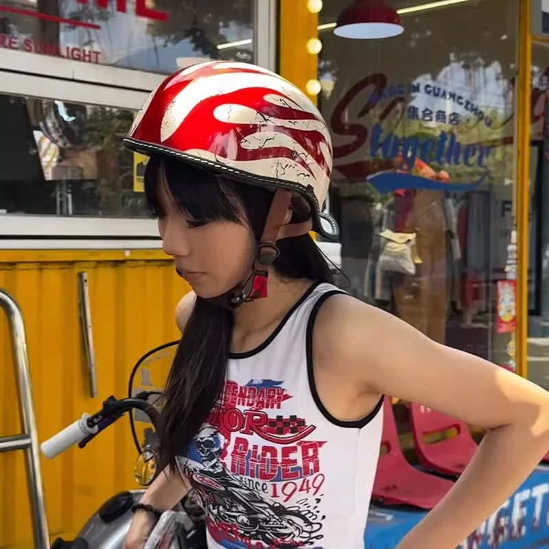 

Китайская сертификация 3C ретро мотоциклетный шлем педальный круизный шлем для мужчин и женщин с солнцезащитными очками полушлем.