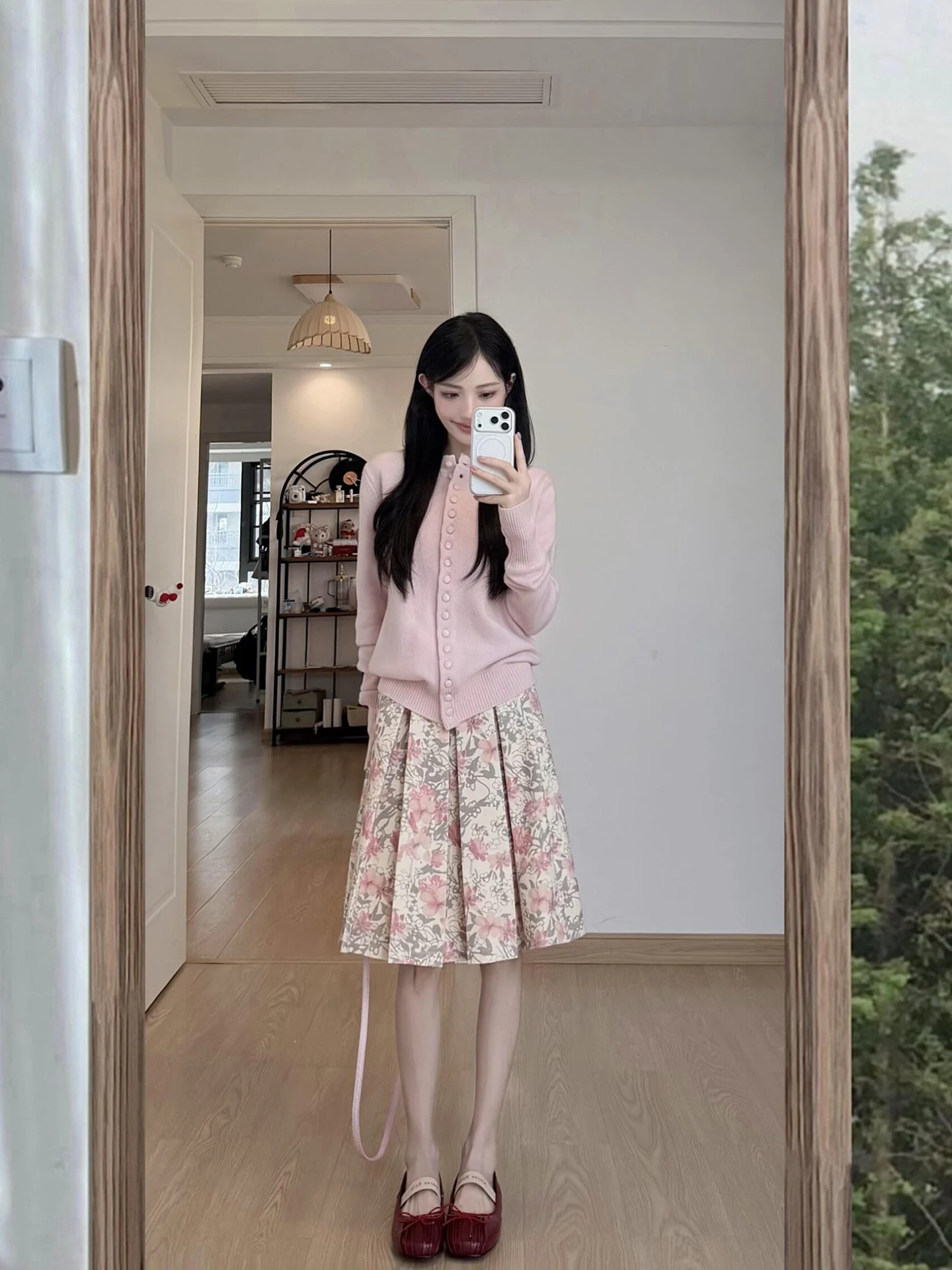 

Soft Cozy round Ne Knitted Open Cardigan And Vintage Floral Pleated Skirt Set Women's Faion Spring Collection