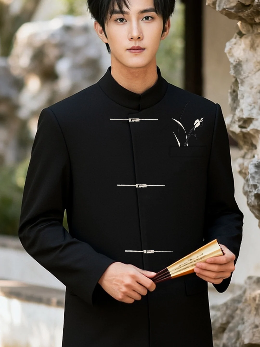 

Новый китайский свадебный костюм для жениха, куртка с воротником-стойкой, вышитая мужская повседневная одежда в западном стиле, длинный рукав, осенняя мода