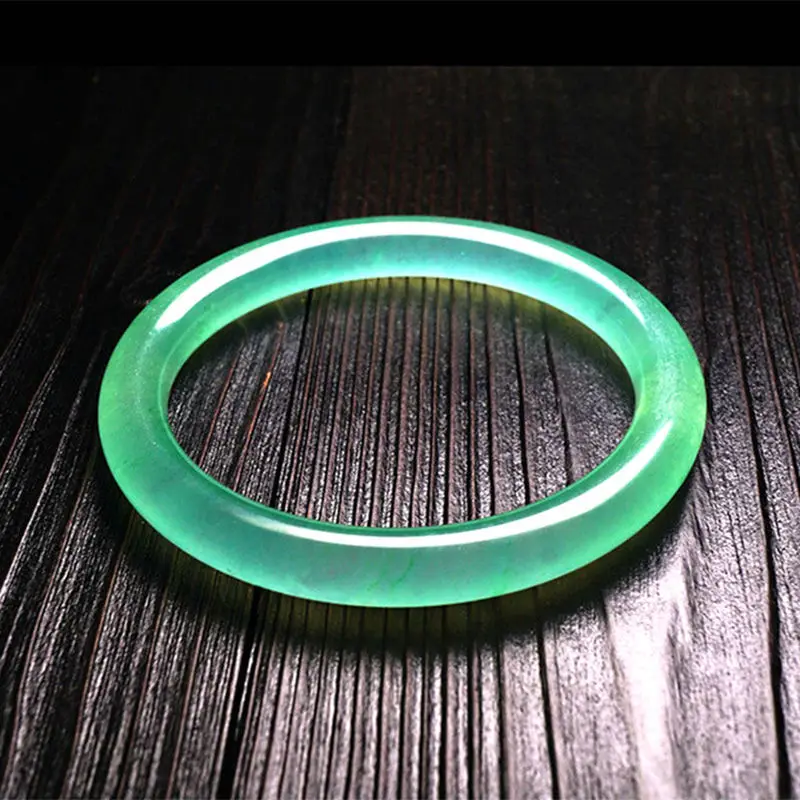 Jade light green ice species Yu bracelet female agate Yu pulp Yu bracelet beauty bracelet