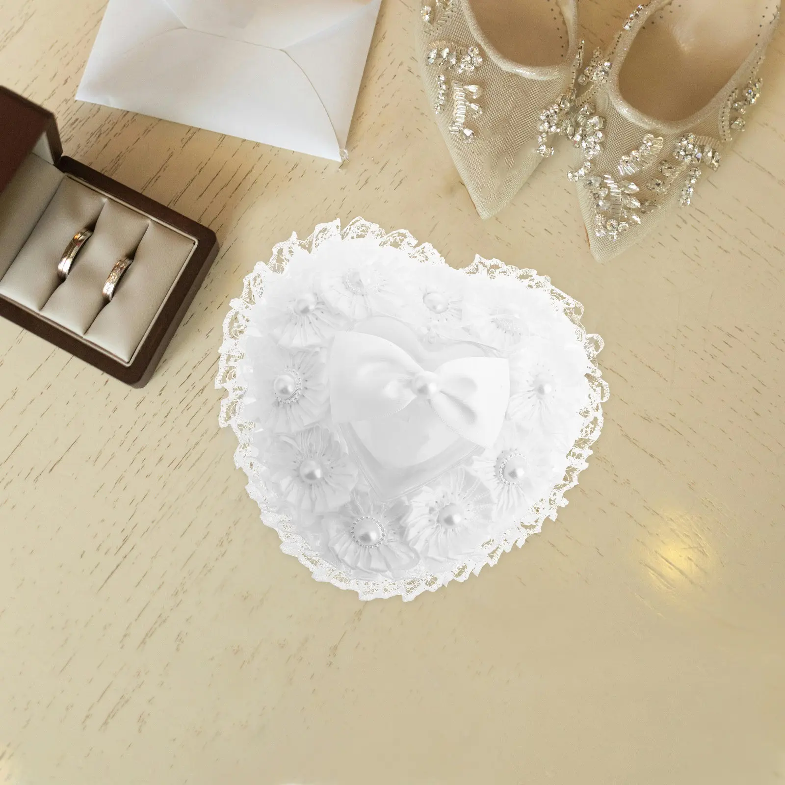 

Heart-Shaped Wedding Ring Pillow Elegant Cushion for Ring Bearer Engagement Ceremony Proposal Decorative Romantic Wedding