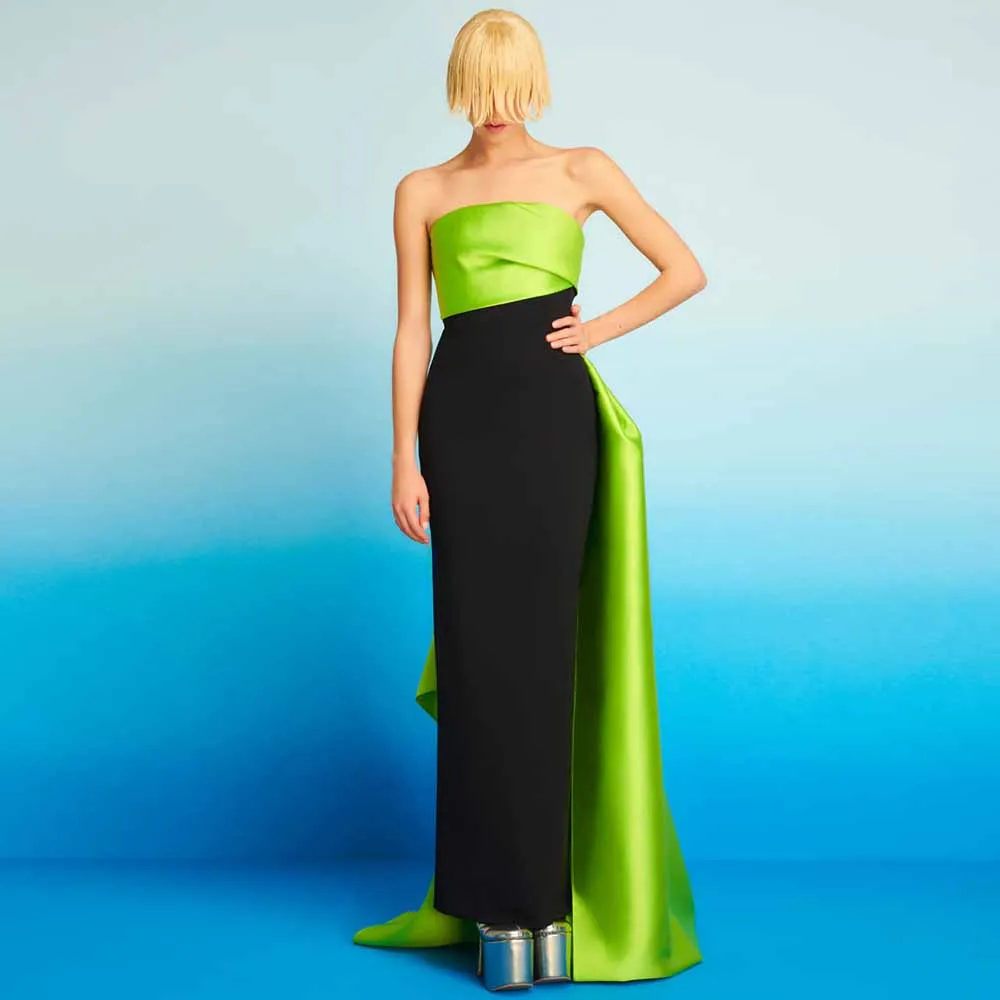 فساتين سهرة نسائية أنيقة 2025 جيرسي وعمود الساتان فستان المشاهير أخضر وأسود بدون حمالات ثنيات فساتين لحضور الحفلات الموسيقية