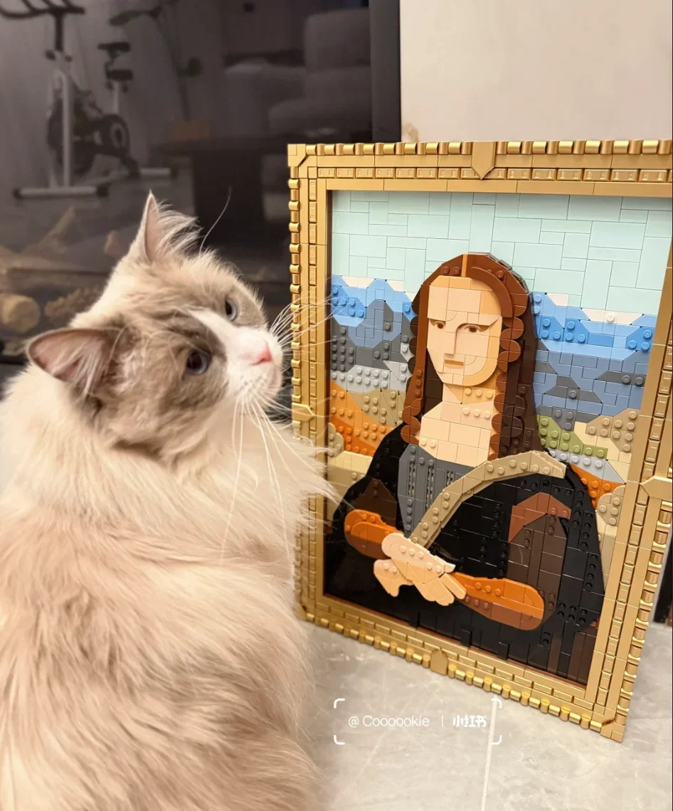 2026-blocs-de-construction-diy-mona-lisa-tableau-mondialement-celebre-sourire-emblematique-paysage-de-fond-ideal-pour-les-cadeaux
