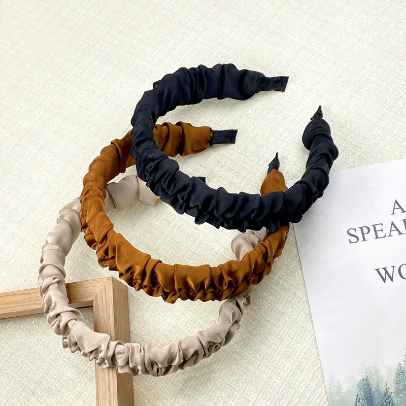 

High-Quality Hair Accessories New Style2024Yearly Elegant Headband Makes Face Look Smaller High Skull Top Multi-color Fluffy Ruc