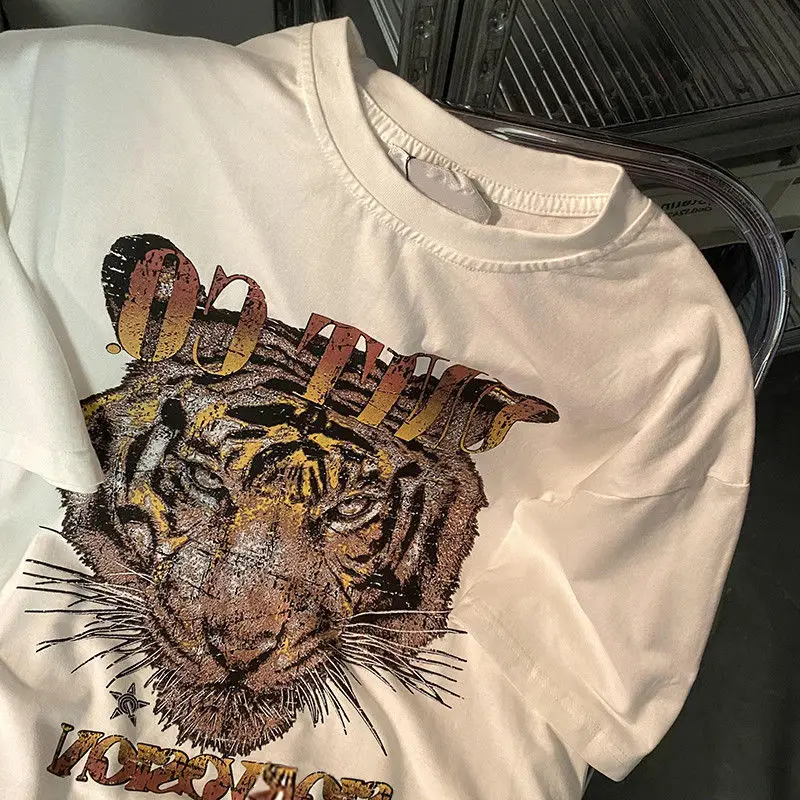 Women Tiger Graphic Printing Tee Aesthetic Short-sleeved T-shirt Mens Summer Streetwear Loose Oversize Korean Top T-shirt Lady