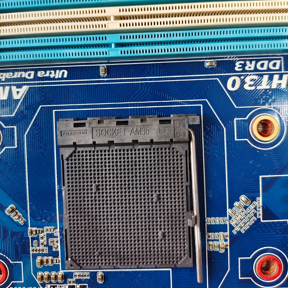 

For Gigabyte GA-990XA-UD3 990XA-UD3 990FX Socket AM3 AM3+ DDR3 ATX Desktop Motherboard High Quality