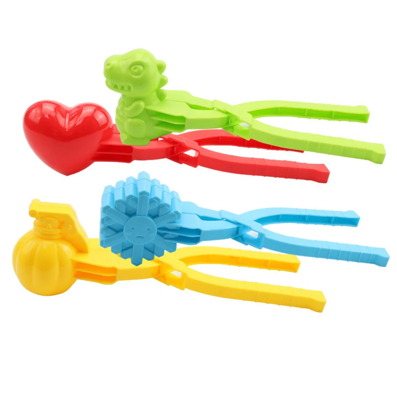 4PCS Snowball Maker Clips Snow Toy Children Snow Ball Clip Snow Ball Shapes Maker For Kids Winter Outdoor Snowball Fight Game