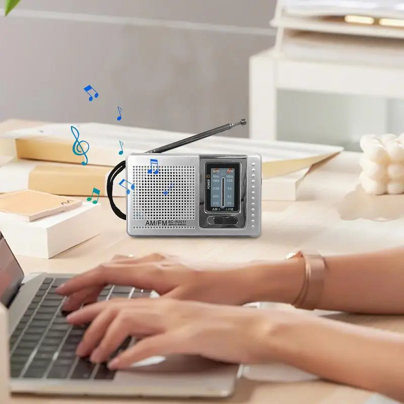 Radio FM Radio de voyage alimentée par batterie prise casque AM FM lecteur stéréo pour Camping voyage survie en plein air Tornado