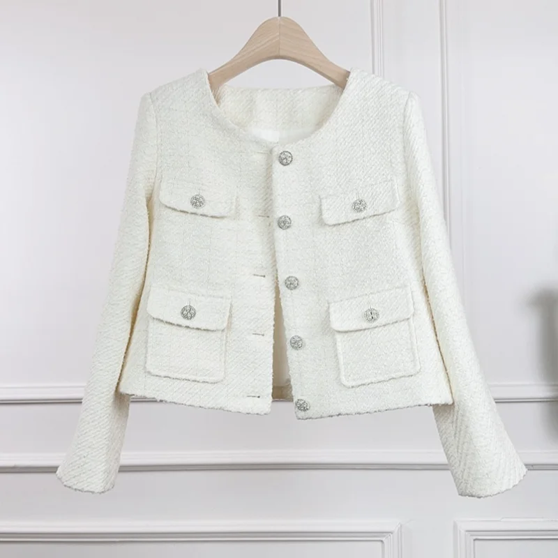 

White Round Neck Drill Buckle Multi-pocket Fragrance Short Coat Women Fashion Casual Basic Black Long-sleeved Tweed Lady Coat