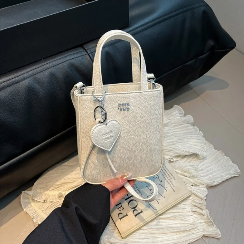 

Fashionable Trendy Crossbody Handbag For Women Elegant Leather Classic With Large Capacity Solid Color Logo