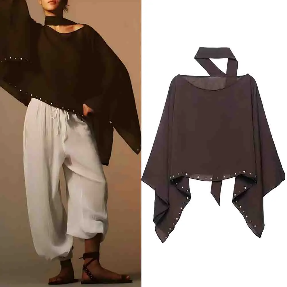 

Women's 2025 new fashion rivet scarf decoration loose cape style top retro long sleeved women's pullover chic top