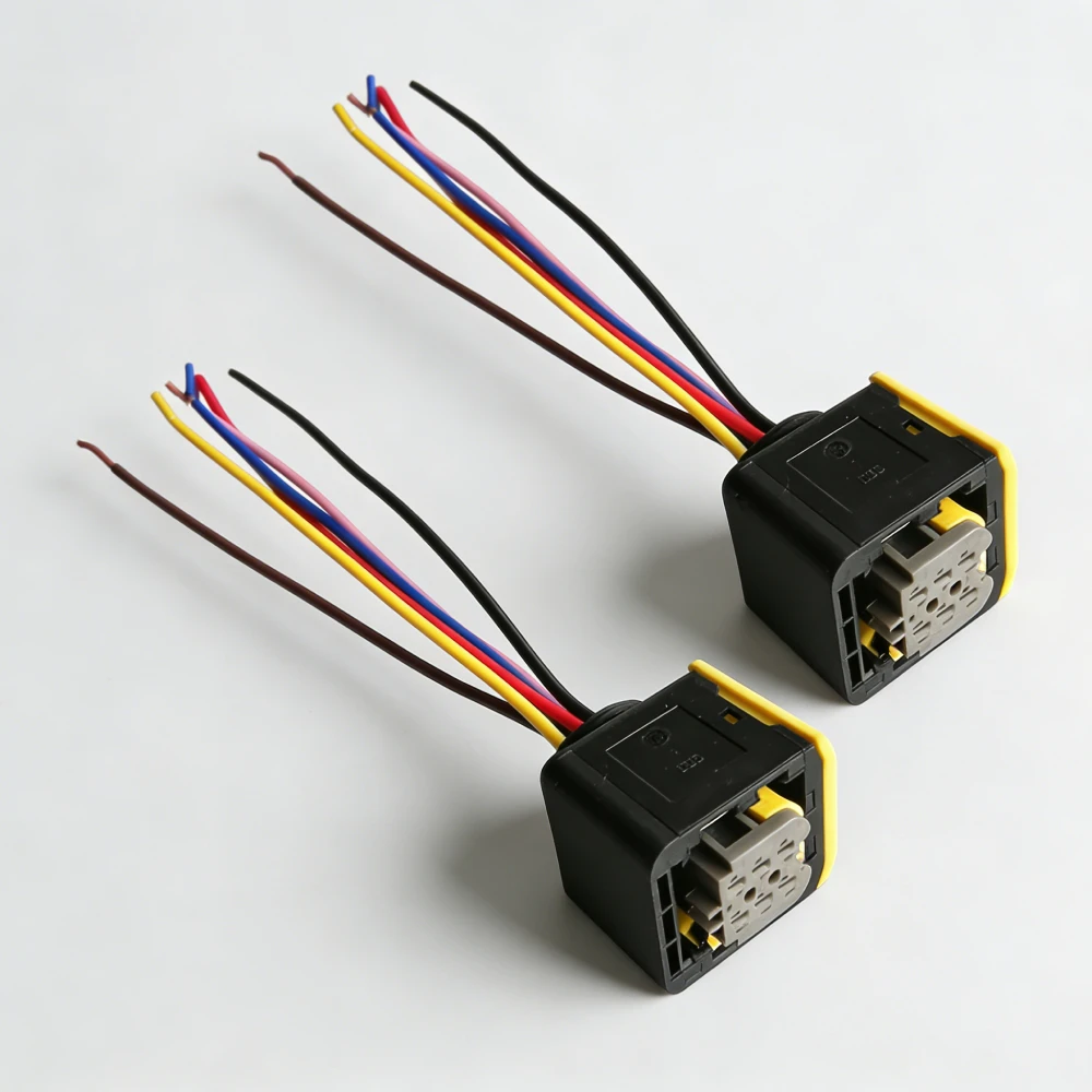 2Pcs 6Pin Connector Wire Harness For Scania Corner Light Plug Socket Wiring Accessories Parts