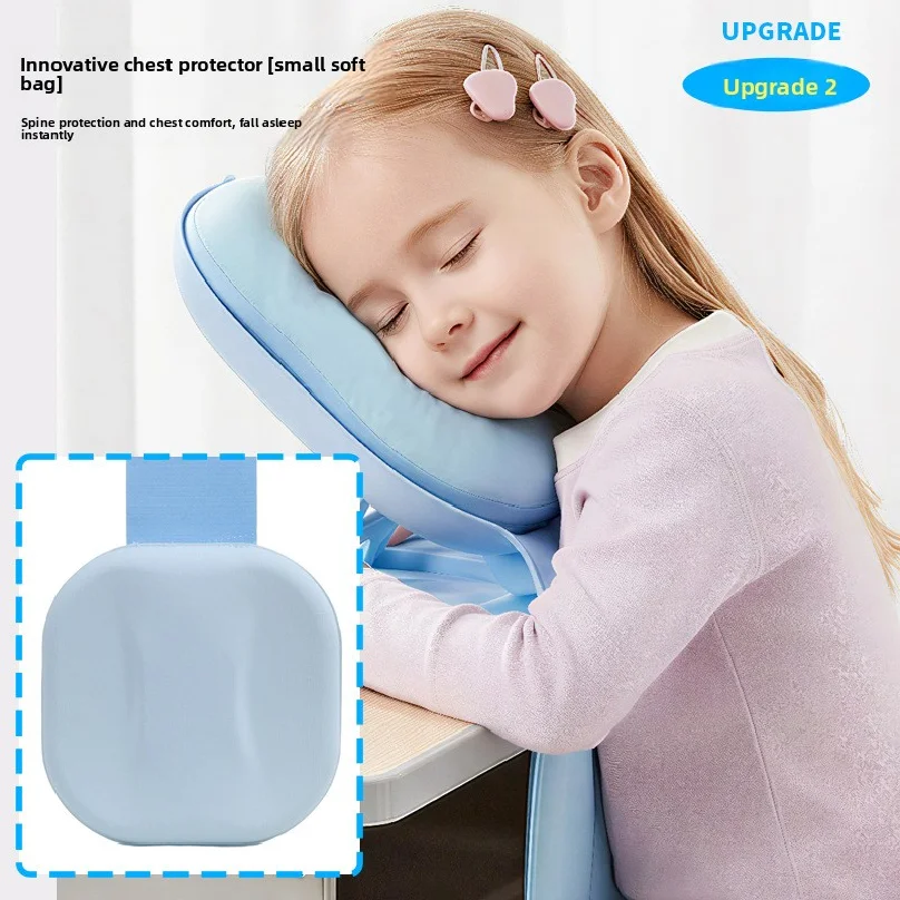 Students lunch break sleeping artifact classroom table lying pillow throw pillow sleeping on desks during lunchtime hotselling