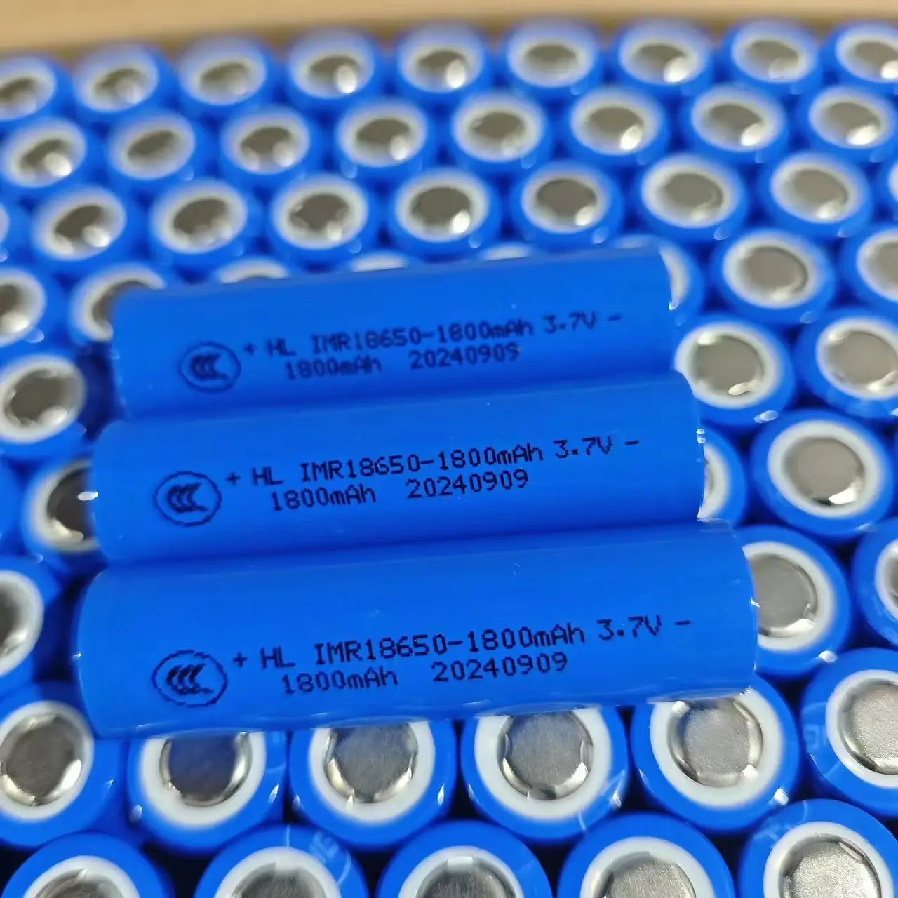 18650 New Manulife Lithium-ion Rechargeable Battery 1800mAh 3.7V A-grade Lithium Battery Manufacturer Direct Sales