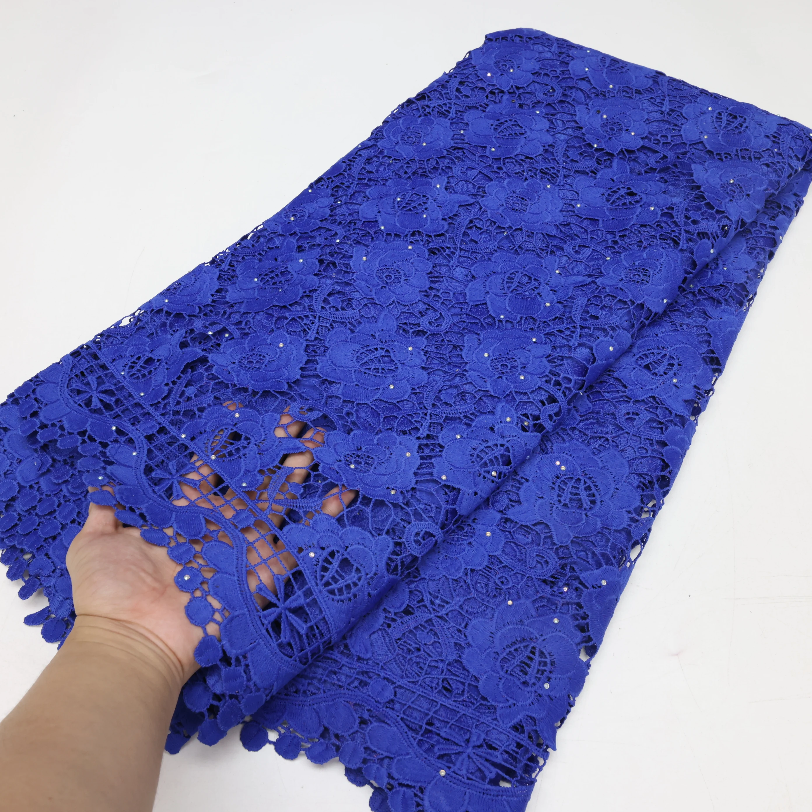 

African Milk Silk Mesh Lace with Sequins 2024 French Net Lace Fabric Sewing Embroidered Lace Tulle Nigerian Women Wedding Dress