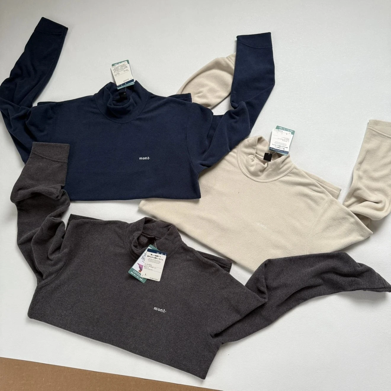 

Warm Fce Lined Long Sve Letter Embroidery Pullover for Men And Women f High Collar Comfortable Cotton Polyester Blend