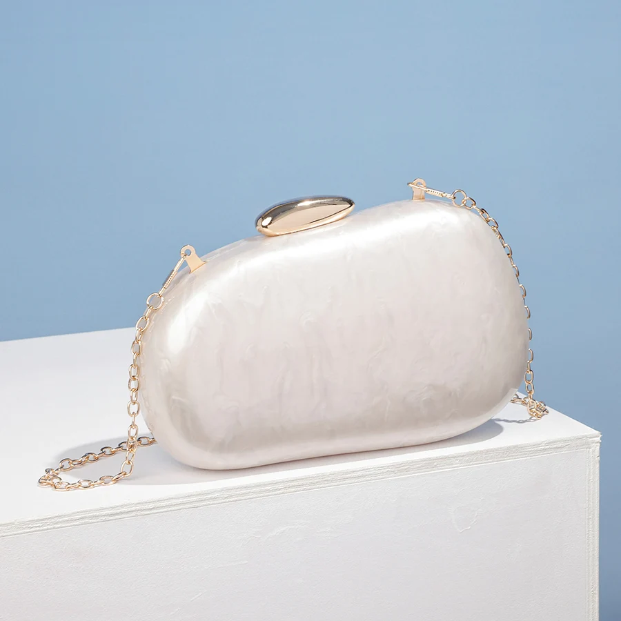 

Women Acrylic Shell Bag Cute Evening Clutch Bag For Wedding Party Small Purses Designer Beach Handbags Beige Chains Shoulder Bag