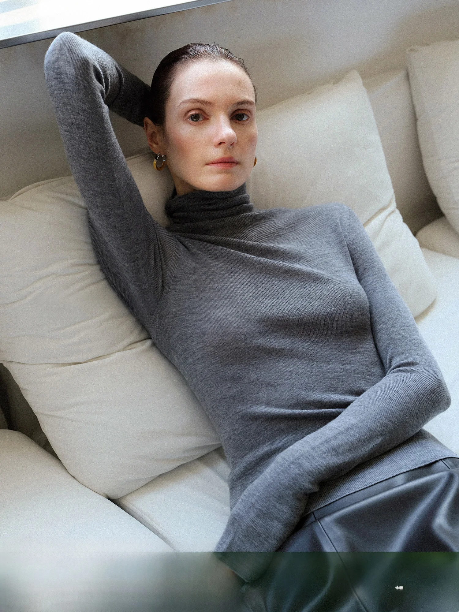 

MogasBIELLA60s Women's Pure Wool High Collar Knitted Base irt hine Waable 8 Needle Sl Casual Sle Long Sve