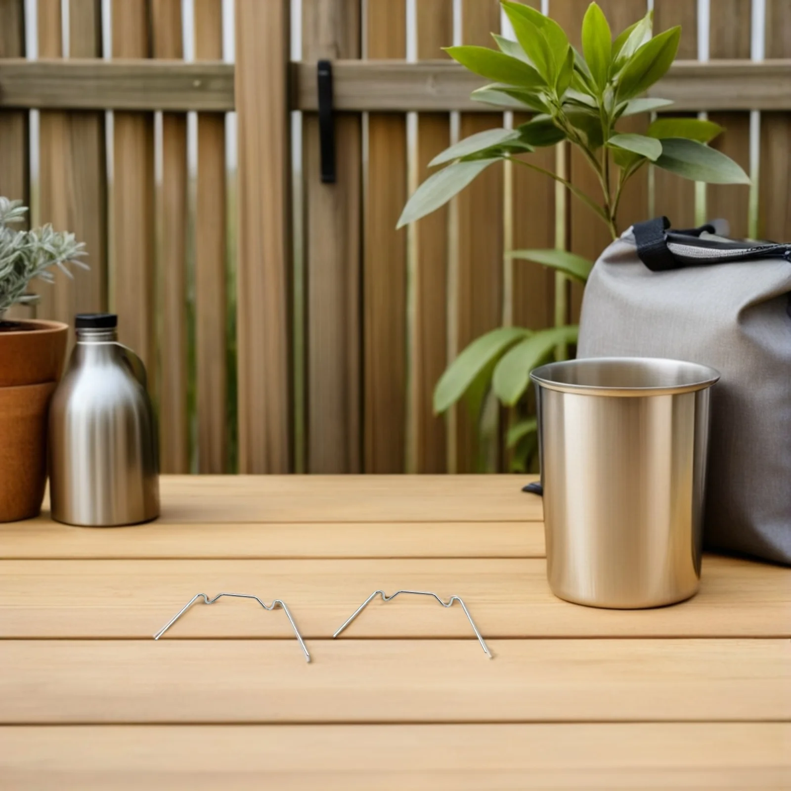 

150Pcs Iron W Clips Greenhouse Wire Fixing Clips Glass Panel Clamps Landscaping Staples Replacement Cover Holders