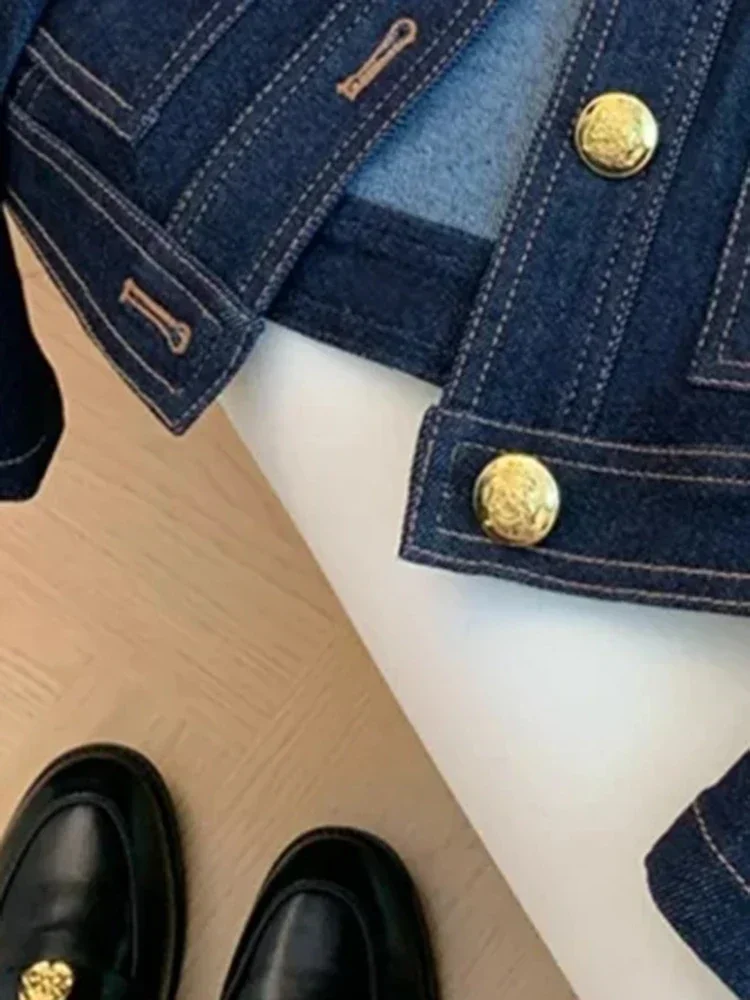 Рисунок 6 - Синий джинсовый топ