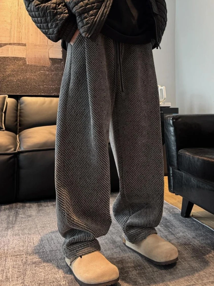 

Широкие брюки с карманами Свободные мужские спортивные брюки Ретро Модные тенденции Повседневные предложения Элегантные новые корейские спортивные штаны для мужчин