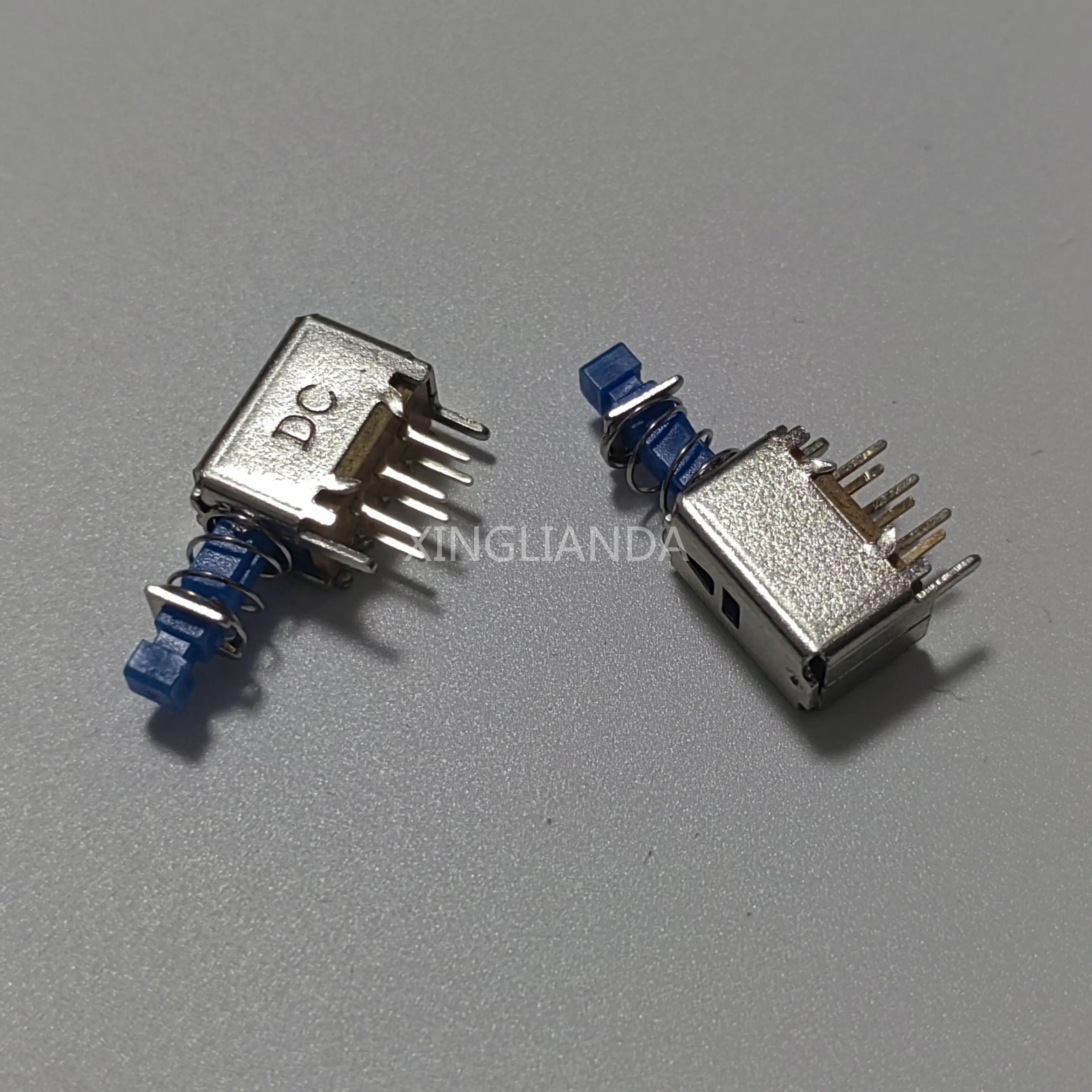50 قطعة A04 أفقي دفع سحب مستقيم مفتاح التبديل 6Pin أقدام الأسلاك مع آذان الذاتي إعادة تعيين مع قفل دفع مجموعة صندوق علوي زر الطاقة