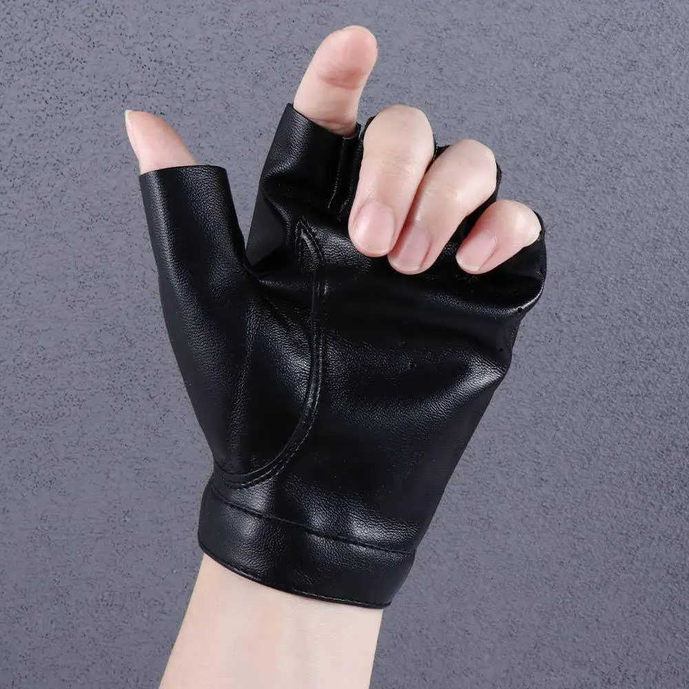 Gants demi-doigt en cuir PU creux pour filles, mitaines d'anime coréen, noir et blanc, gants Lolita JK pour femmes, fête de performance