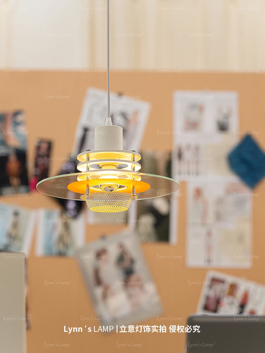 

Vintage UFO restaurant pendant light Bauhaus designer bedside bedroom pendant light