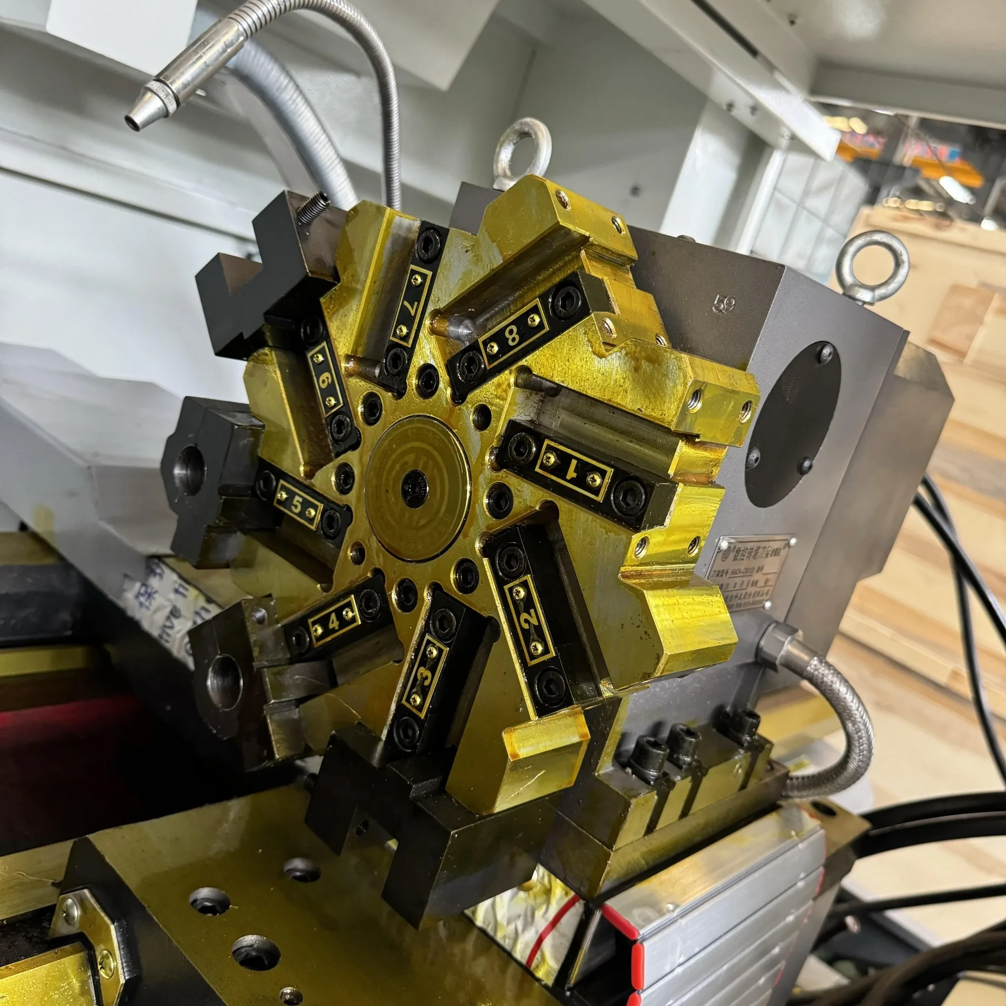 الدقة المعدنية تحول هاين Ck6140 مخرطة CNC للسرير المسطح الأفقي