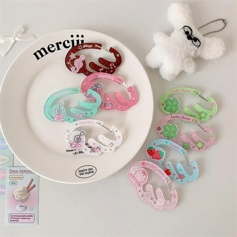 INS Candy Farbe Flügel Form Acryl Karabiner Nette Erdbeere Klee Bergsteigen Schnalle Schlüsselbund Mehrzweck Schlüsselring Haken