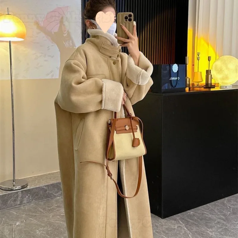 2025 Nowa zamszowa, długa, zimowa, pogrubiona damska kurtka motocyklowa z włosia jagnięca ze sztucznej skóry, ekologiczna kurtka