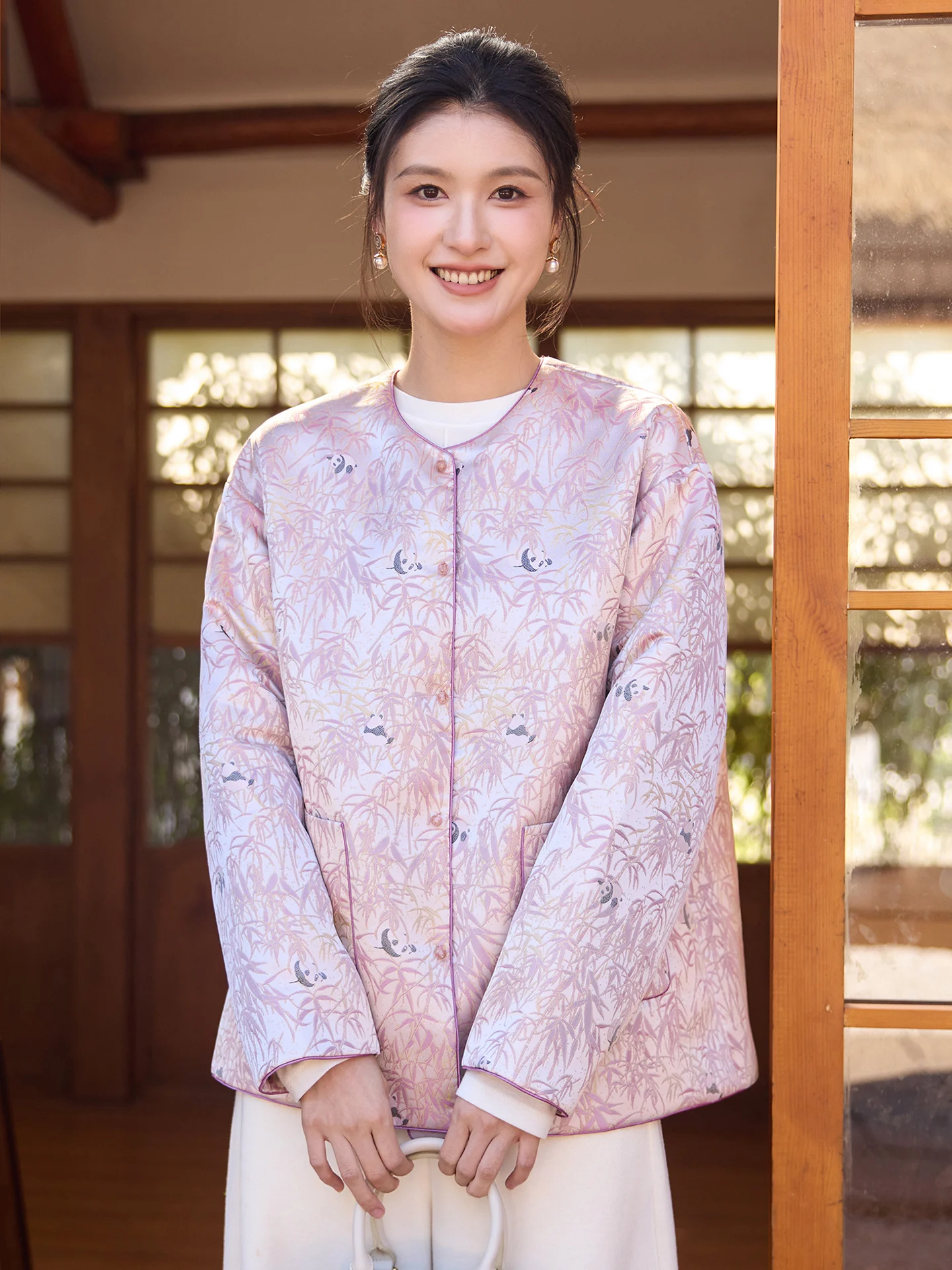 

Philothia Women's Cotton Jaet round Ne Button up Chinese Sle Revamped Traditional Bamboo Le Embroidery Thiened Oute...