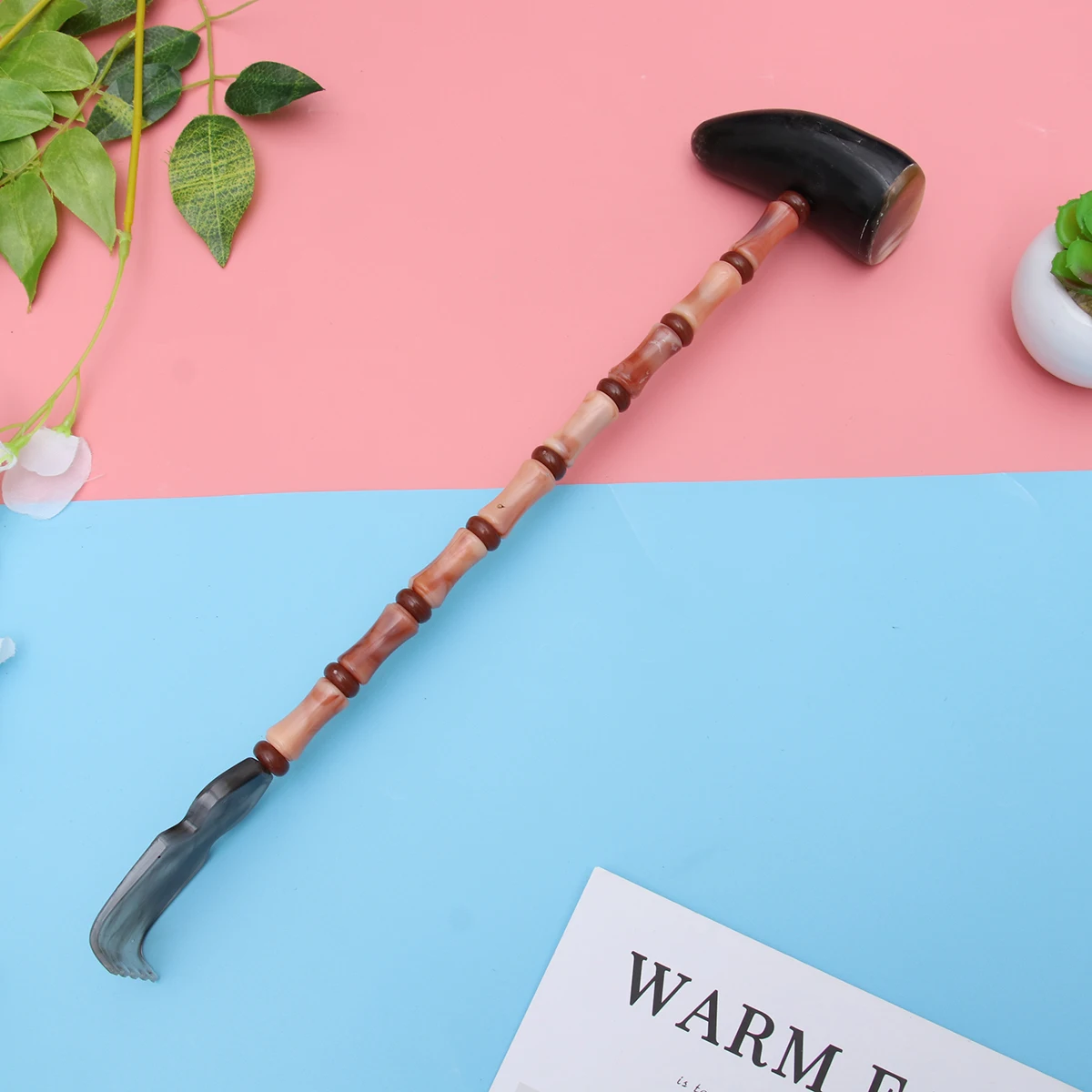 

Back Scratcher Cow Horns Resin Itching Relief Tool Long Handle Scratcher for Mom Dad Body Relaxation Massage Perfect Gift