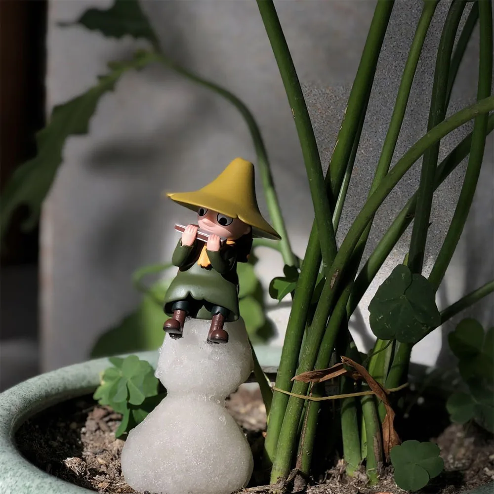 

Funny Cartoon Fatty Snufs Family Action Figure Toys Collection Sniffs Anime Figure Decoration Model Dolls Gifts for Children